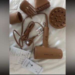 SOLD // PATTERN The Blow Dryer with 4 Attachments